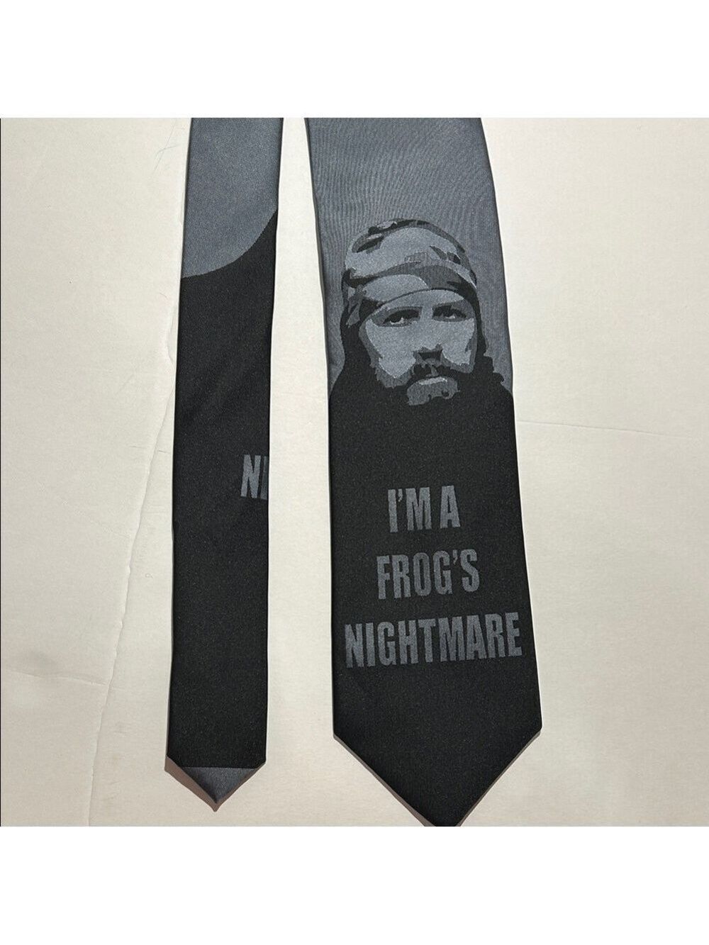 Duck Dynasty Black and Gray Graphic Men's Tie, novelty, frog. NWT